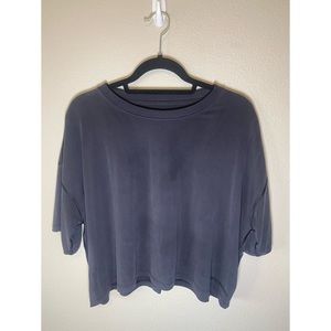 Lululemon relaxed oversized crop tee